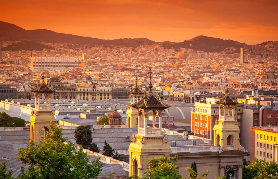 Best Time to Book a Flight to Barcelona
