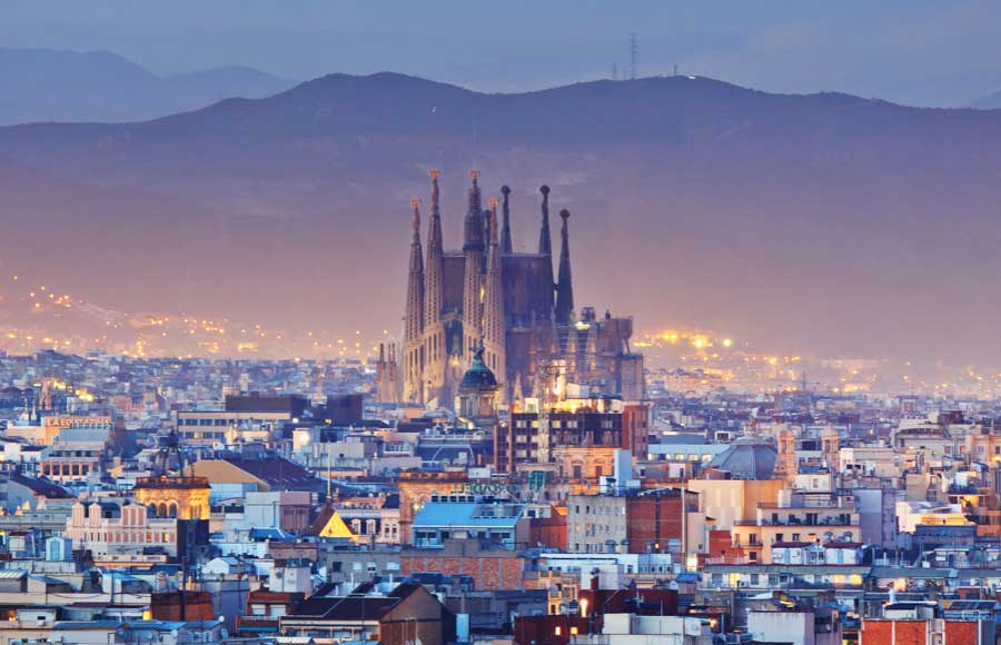Famous Places to Visit in Barcelona